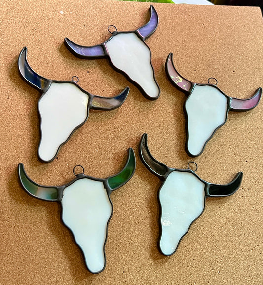 Mini Horns • Assorted Colors